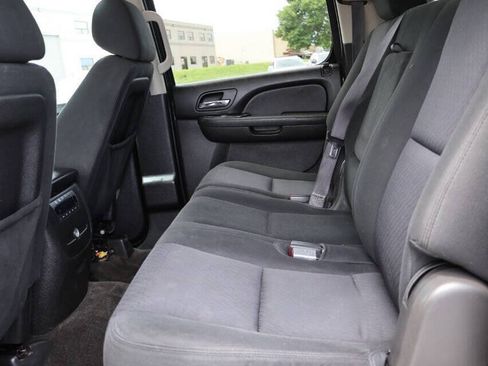 Used 2013 Chevrolet Suburban LS w/ Convenience Package 1 AWD/4WD image 17