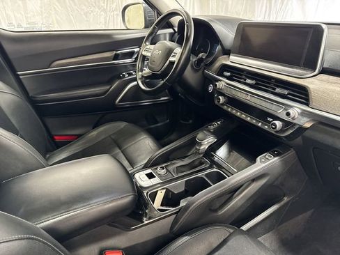 Used 2022 Kia Telluride EX w/ EX Premium Package image 31