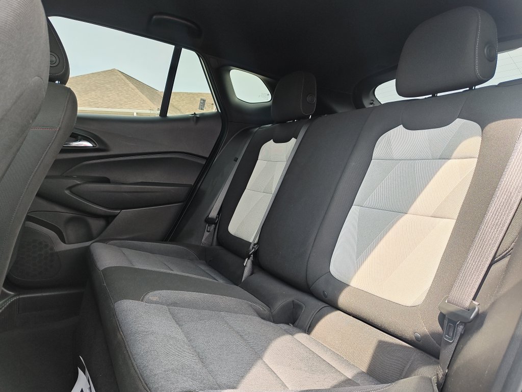 Used 2025 Chevrolet Trax RS w/ Driver Confidence Package FWD image 16