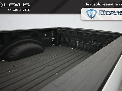 Used 2025 Ford F250 King Ranch w/ FX4 Off-Road Package AWD/4WD image 33