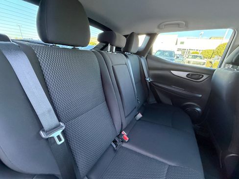 Used 2019 Nissan Rogue Sport S FWD image 18