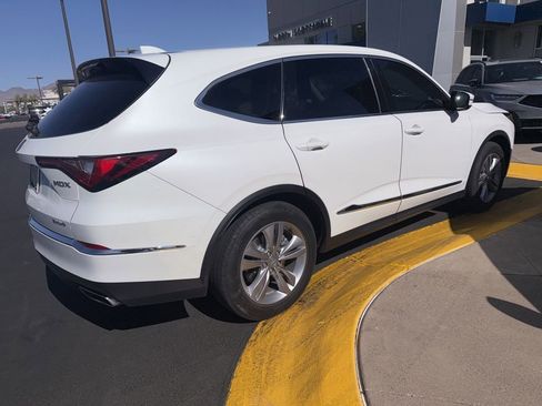 Used 2023 Acura MDX SH-AWD image 5