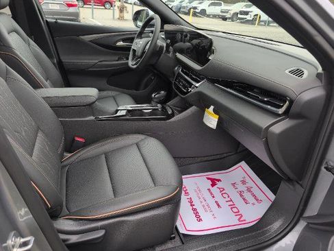 New 2026 Buick Envista Avenir image 9