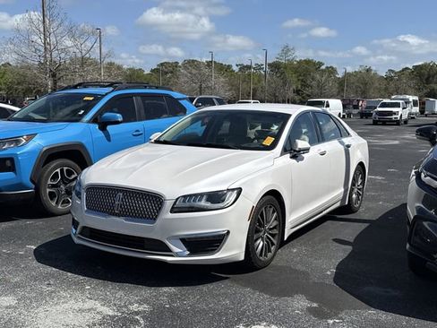 Used 2019 Lincoln MKZ Reserve image 2