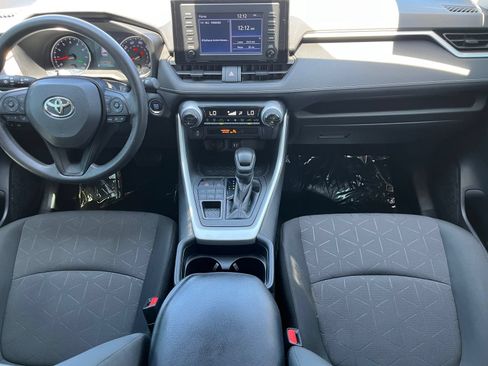 Used 2019 Toyota RAV4 XLE w/ Carpet Mat Package AWD/4WD image 14