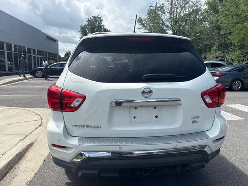 Used 2018 Nissan Pathfinder SL w/ SL Premium Package AWD/4WD image 7