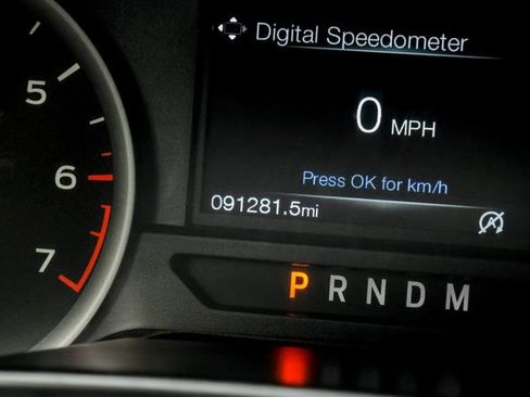 Used 2017 Ford F150 XLT w/ Equipment Group 302A Luxury image 19