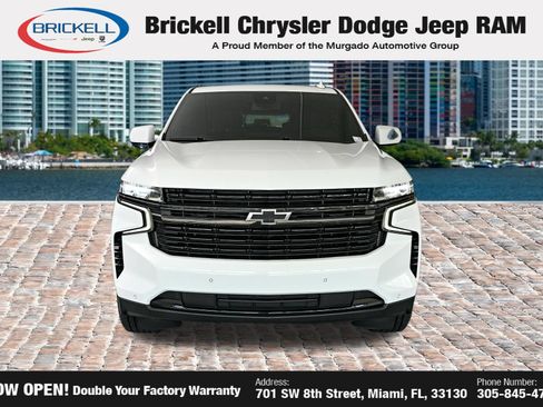 Used 2023 Chevrolet Suburban RST RWD image 3