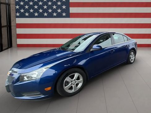 Used 2013 Chevrolet Cruze LT image 3