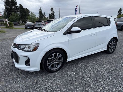 Used 2017 Chevrolet Sonic LT FWD image 6