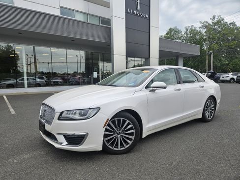 Used 2018 Lincoln MKZ Select w/ Select Plus Package AWD/4WD image 1