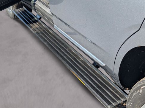 New 2026 GMC Yukon Denali w/ Denali Reserve Package image 11