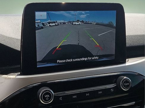 Used 2020 Ford Escape SE FWD image 21