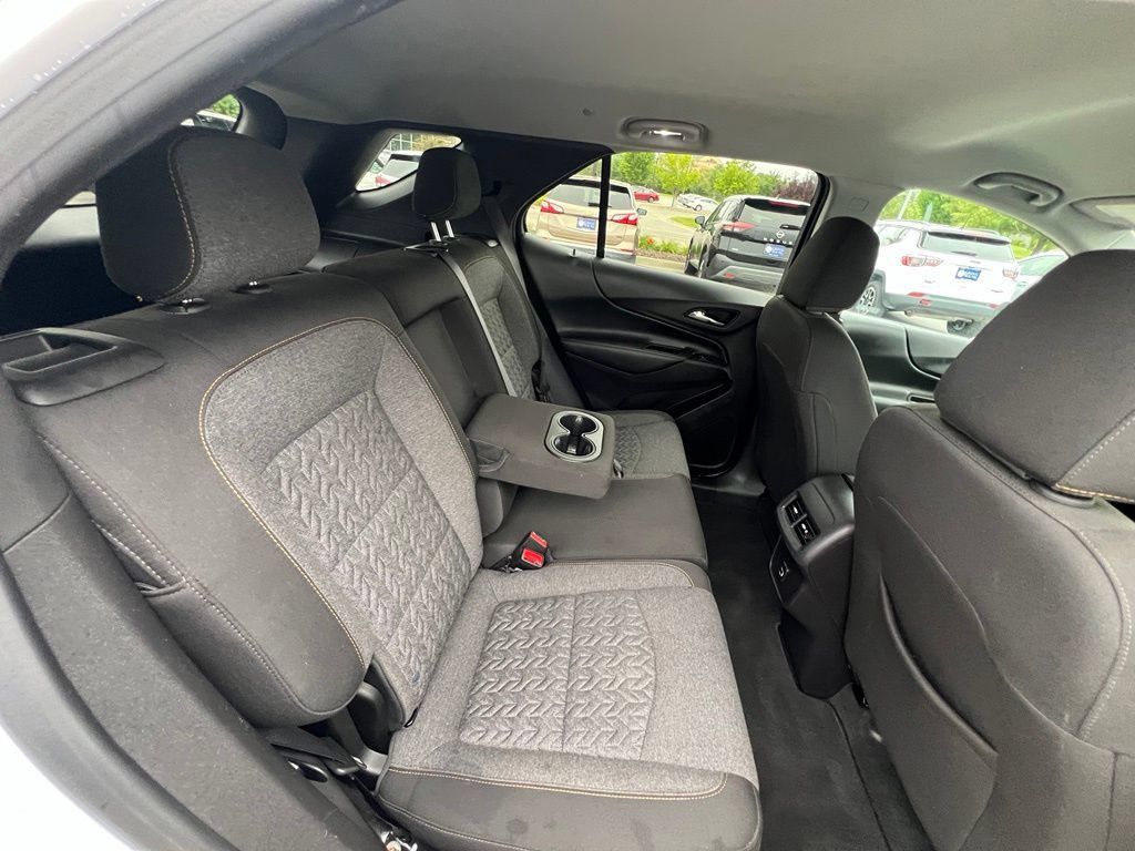Used 2024 Chevrolet Equinox LT AWD/4WD image 26