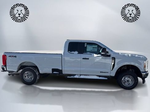 New 2026 Ford F250 XL w/ XL Driver Assist Package AWD/4WD image 5