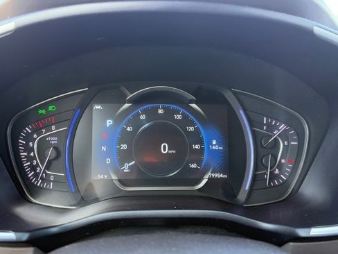 Used 2020 Hyundai Santa Fe Limited image 15