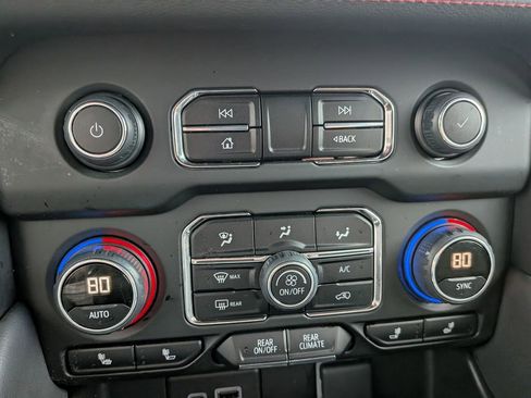 Used 2023 Chevrolet Tahoe RST w/ Luxury Package image 19