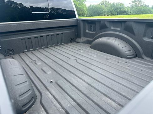 Used 2025 Ford F250 Lariat w/ Lariat Ultimate Package AWD/4WD image 60
