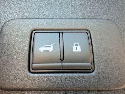 Certified 2025 Nissan Murano SL AWD/4WD image 38