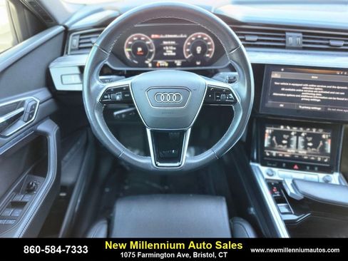 Used 2024 Audi Q8 e-tron Prestige w/ Prestige Package image 13
