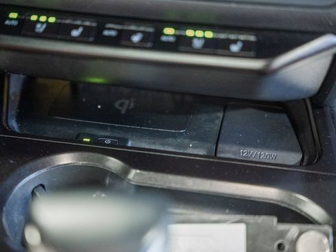 Used 2019 Lexus UX 200 w/ Premium Package FWD image 23