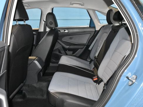 New 2026 Volkswagen Jetta SE FWD image 17