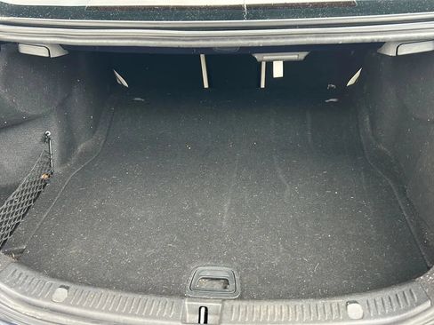 Used 2017 Mercedes-Benz E 300 4MATIC image 13