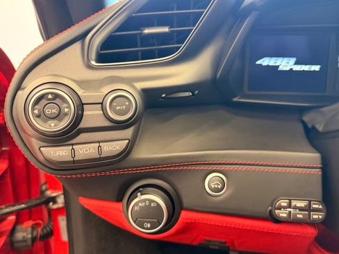 Used 2018 Ferrari 488 Spider RWD image 28
