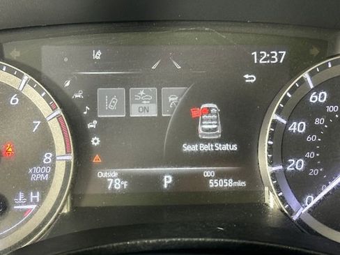 Used 2022 Toyota Highlander XLE image 18