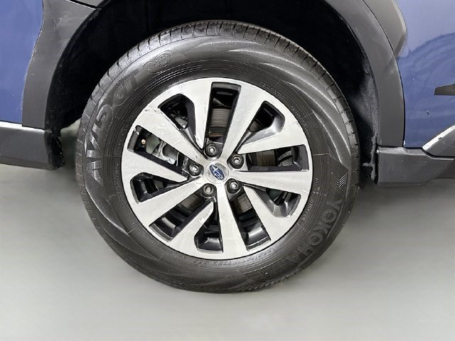 Used 2025 Subaru Outback AWD/4WD image 31
