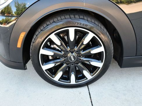Used 2024 MINI Cooper S w/ Signature Upholstery Package FWD image 74