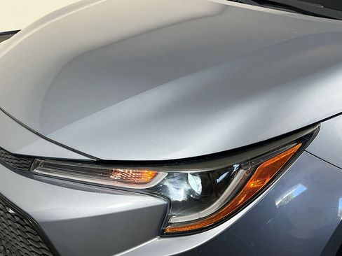 Used 2020 Toyota Corolla LE FWD image 11