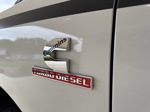 Used 2024 RAM 2500 Laramie AWD/4WD image 40