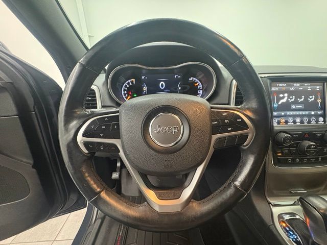 Used 2018 Jeep Grand Cherokee Altitude AWD/4WD image 17
