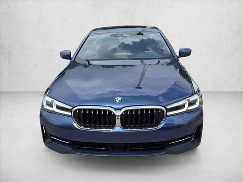 Used 2021 BMW 530i RWD image 2