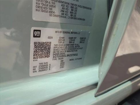 Used 2024 GMC Sierra 1500 AT4 w/ Technology Package AWD/4WD image 30