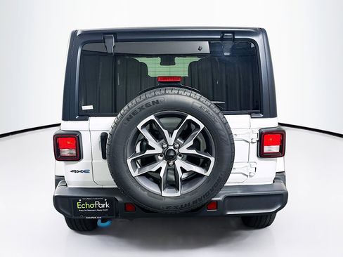 Used 2024 Jeep Wrangler Sport S w/ Convenience Group image 7