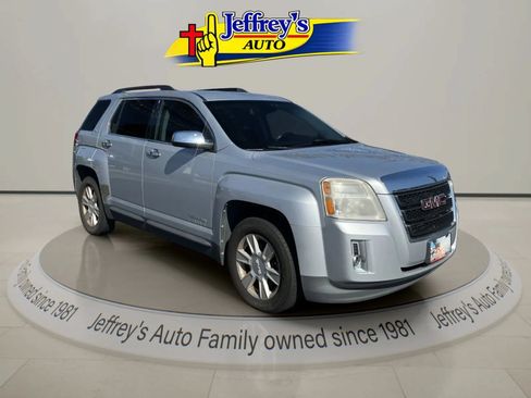 Used 2012 GMC Terrain SLT w/ LPO, Chrome Package FWD image 4