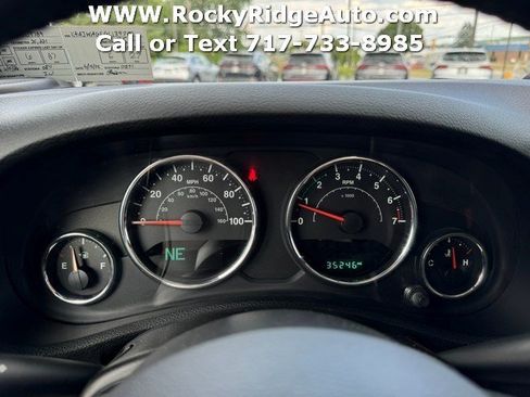 Used 2016 Jeep Wrangler Sport AWD/4WD image 11
