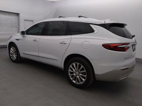 Used 2020 Buick Enclave Essence w/ Sound and Sites Package FWD image 3