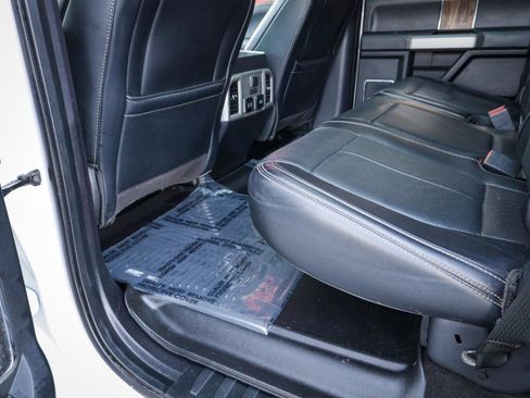 Used 2018 Ford F150 Lariat w/ Equipment Group 502A Luxury image 33