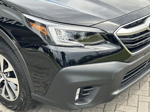 Used 2020 Subaru Outback Premium w/ Popular Package #1 AWD/4WD image 8