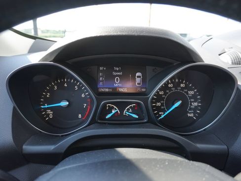 Used 2017 Ford Escape Titanium AWD/4WD image 15
