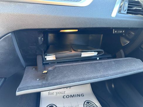 Used 2018 BMW M2 RWD image 39