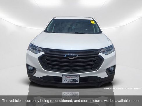 Used 2020 Chevrolet Traverse Premier w/ Redline Edition FWD image 2