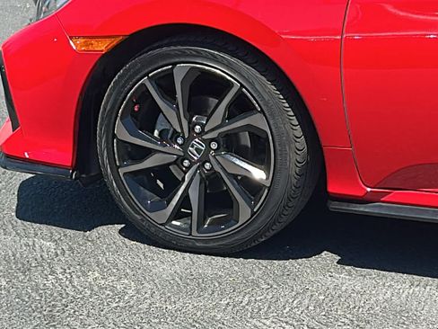 Used 2019 Honda Civic Sport image 9