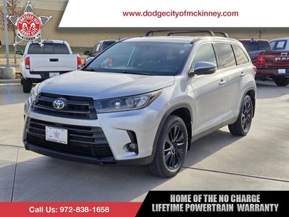 Used 2019 Toyota Highlander SE