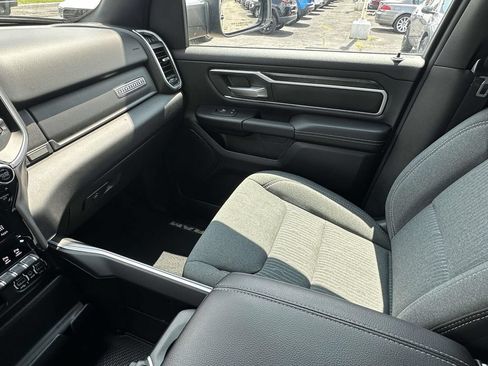 Used 2023 RAM 1500 Big Horn AWD/4WD image 33