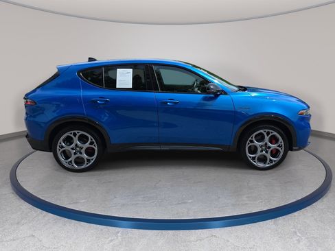 Used 2024 Alfa Romeo Tonale Veloce AWD/4WD image 4