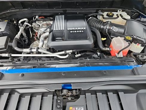 Used 2023 Chevrolet Silverado 1500 RST w/ Convenience Package II AWD/4WD image 41